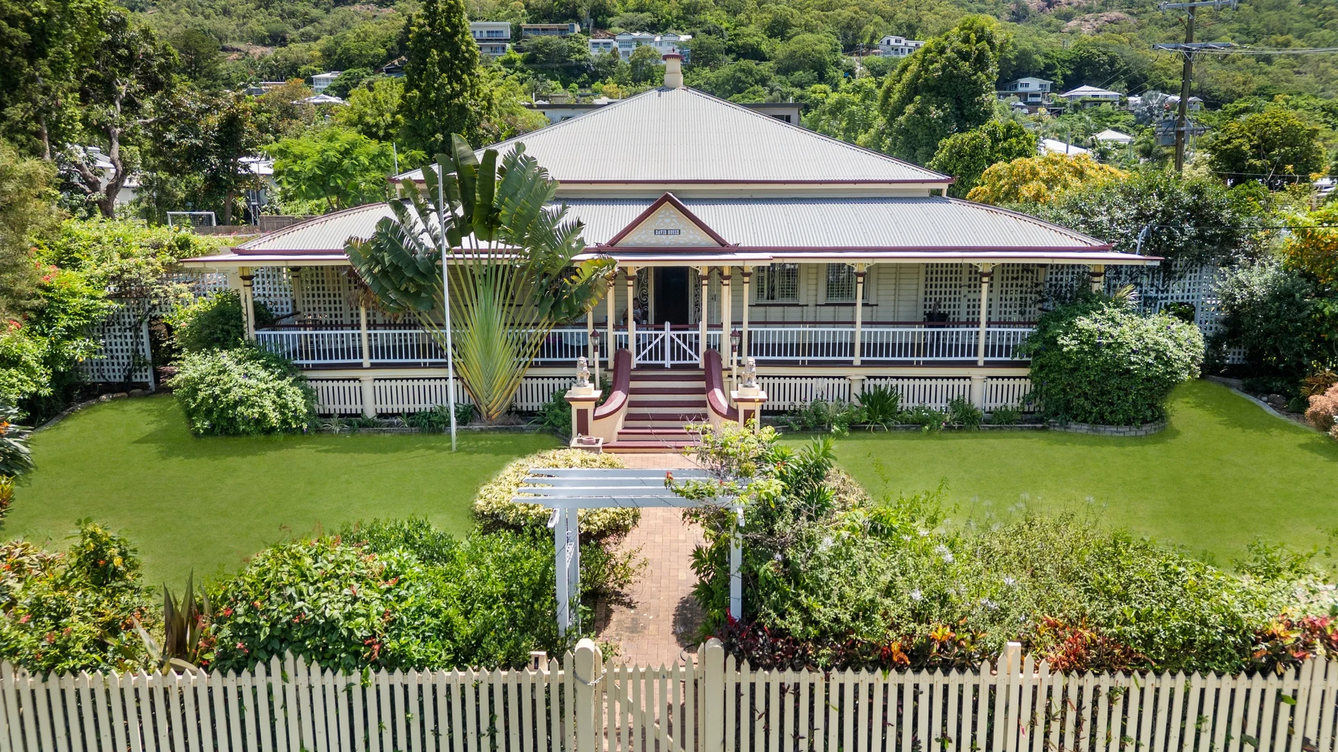 40 Paxton Street, North Ward QLD 4810