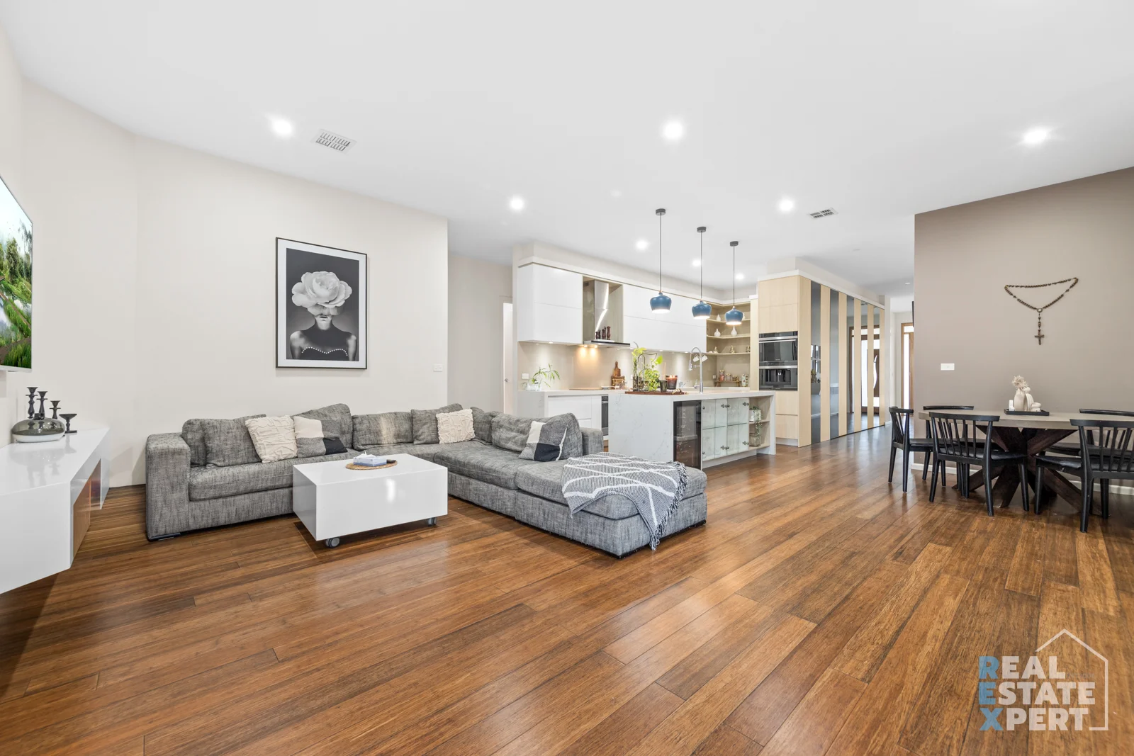 Additional image 8 of 9 Springleaf Avenue, Clyde North VIC 3978