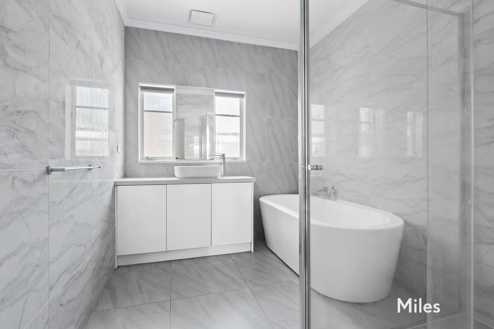 Additional image 6 of 2 Macleod Parade, Macleod VIC 3085