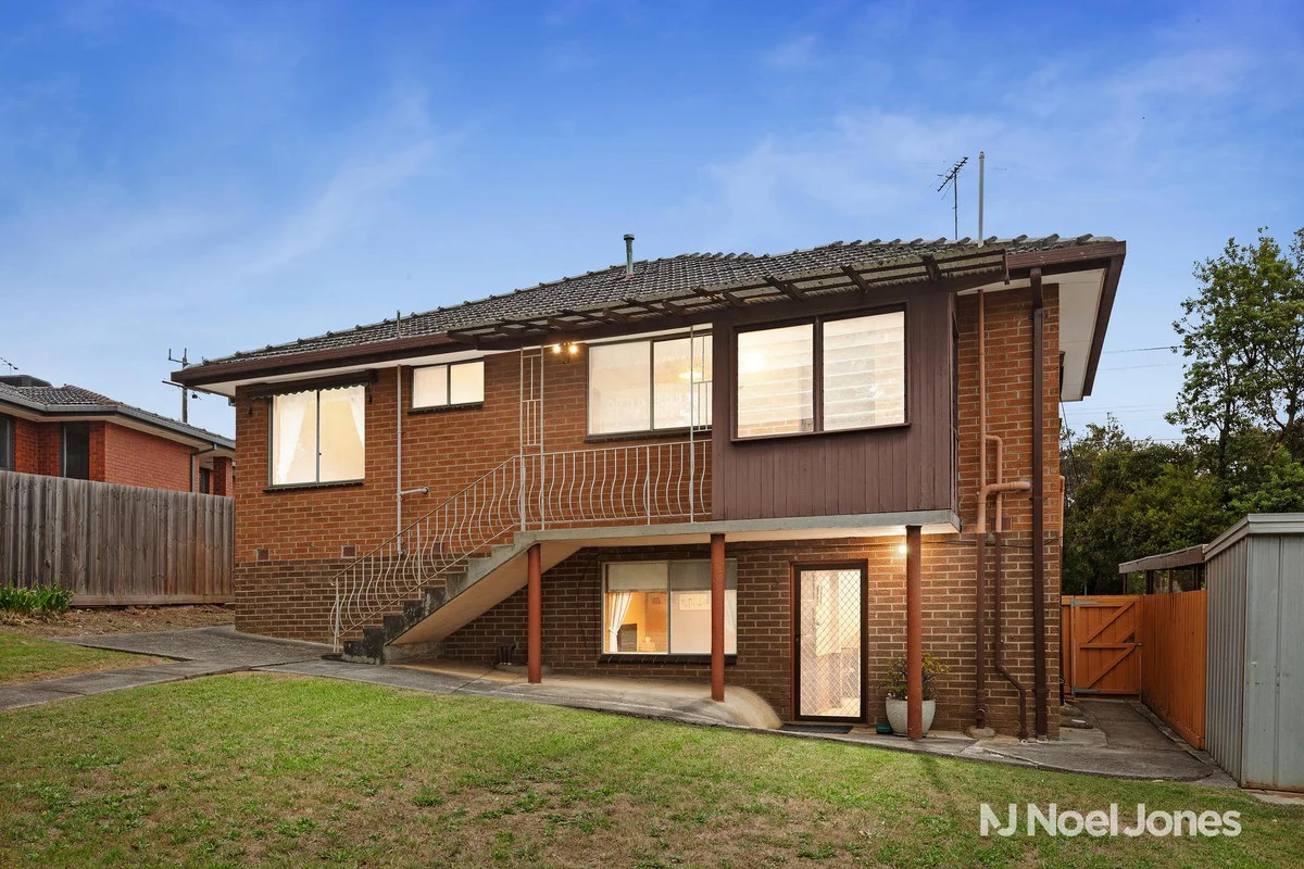 Additional image 14 of 17 Larnook Crescent, Mooroolbark VIC 3138