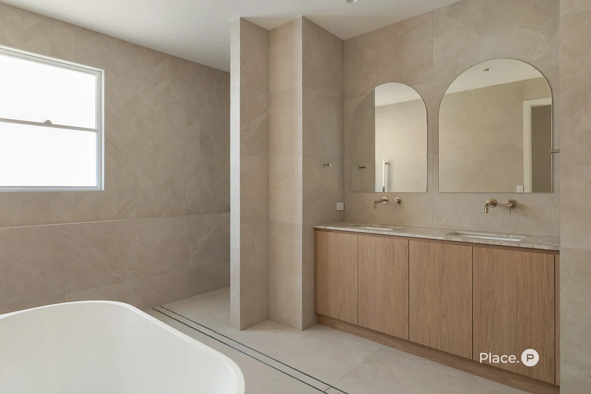 Additional image 22 of 10 Allamanda Street, Fairfield QLD 4103