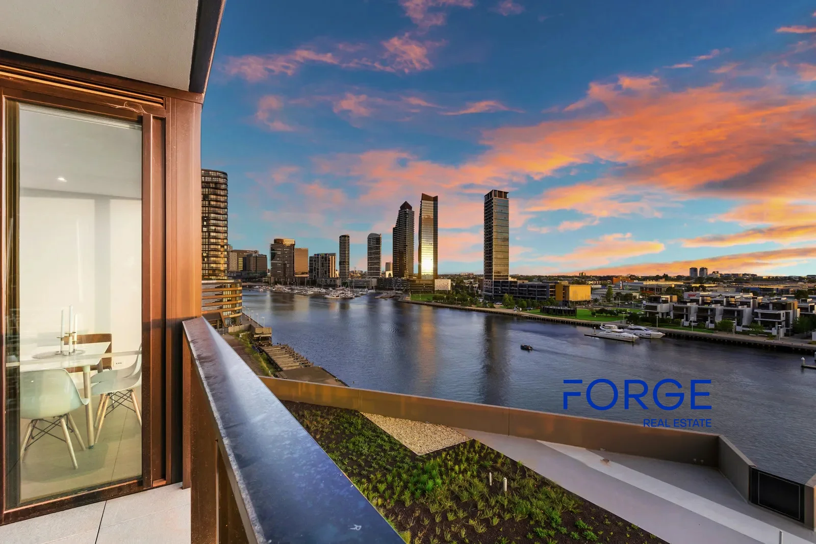 713/915 Collins Street, Docklands VIC 3008