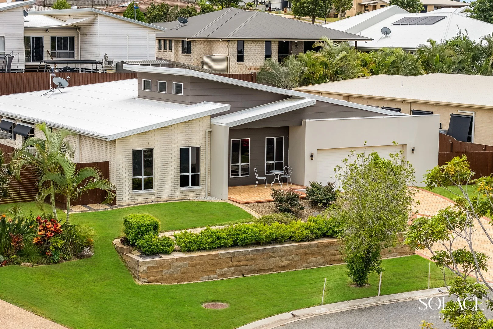 6 Grasstree Crescent, Kirkwood QLD 4680