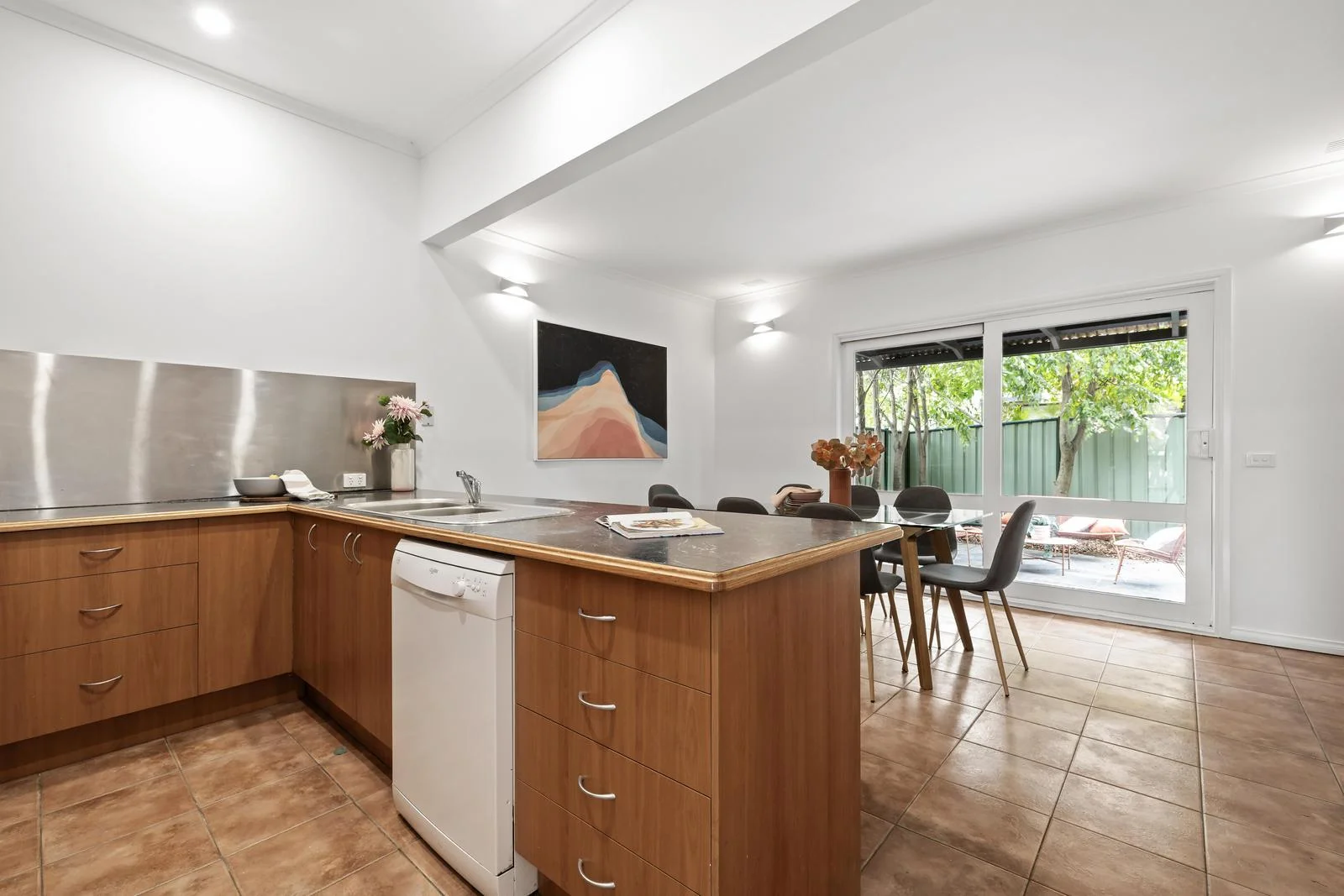 Additional image 7 of 8/201-207 Barkly Street, Brunswick VIC 3056