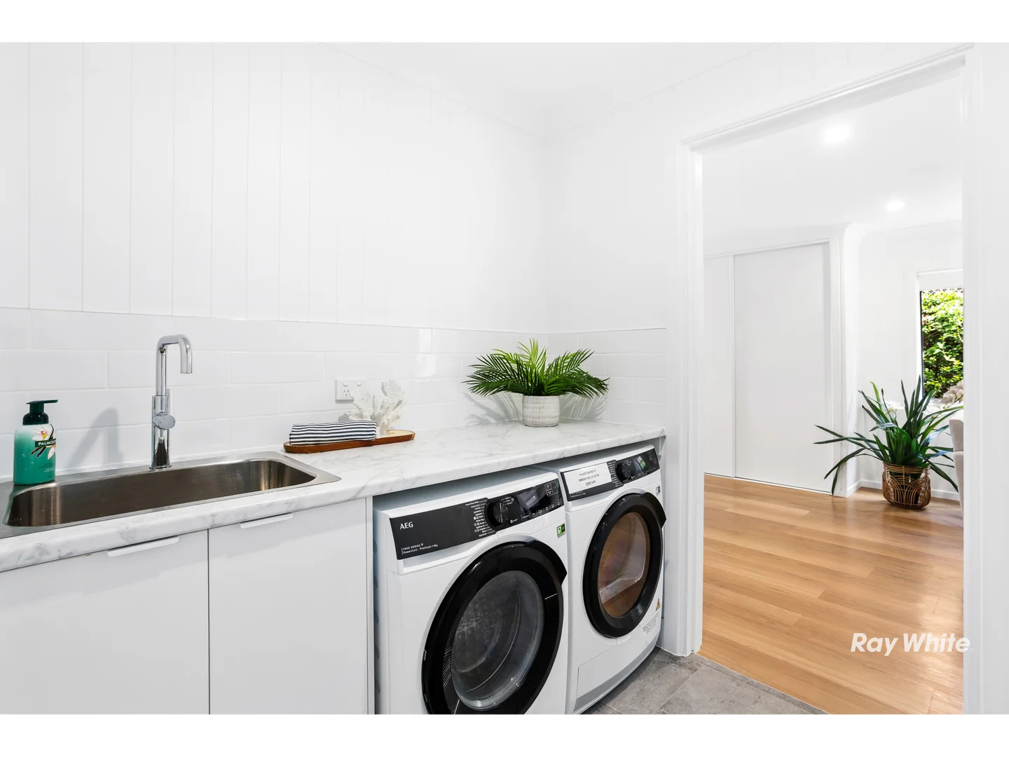 Additional image 19 of 918 Scenic Highway, Kinka Beach QLD 4703