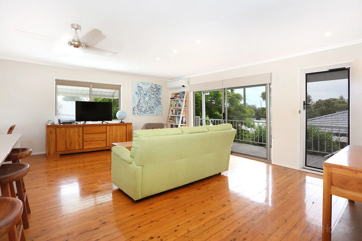Additional image 9 of 8 Plover Avenue, Paradise Point QLD 4216