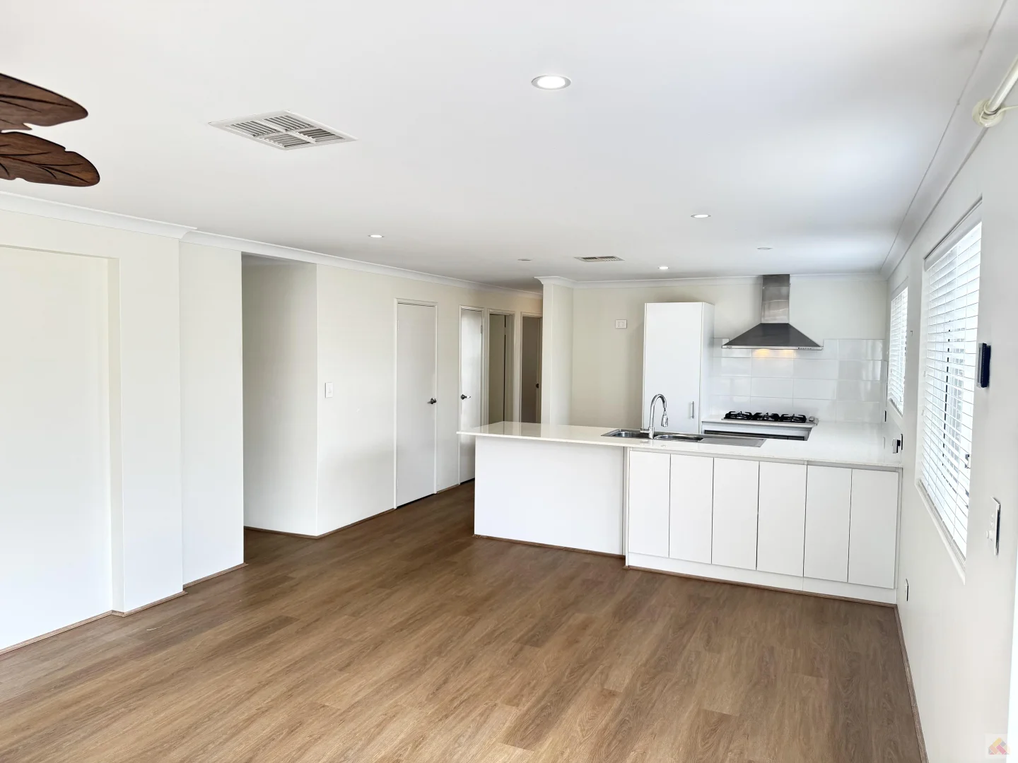 Additional image 8 of 8 Willis Road, Beaconsfield WA 6162