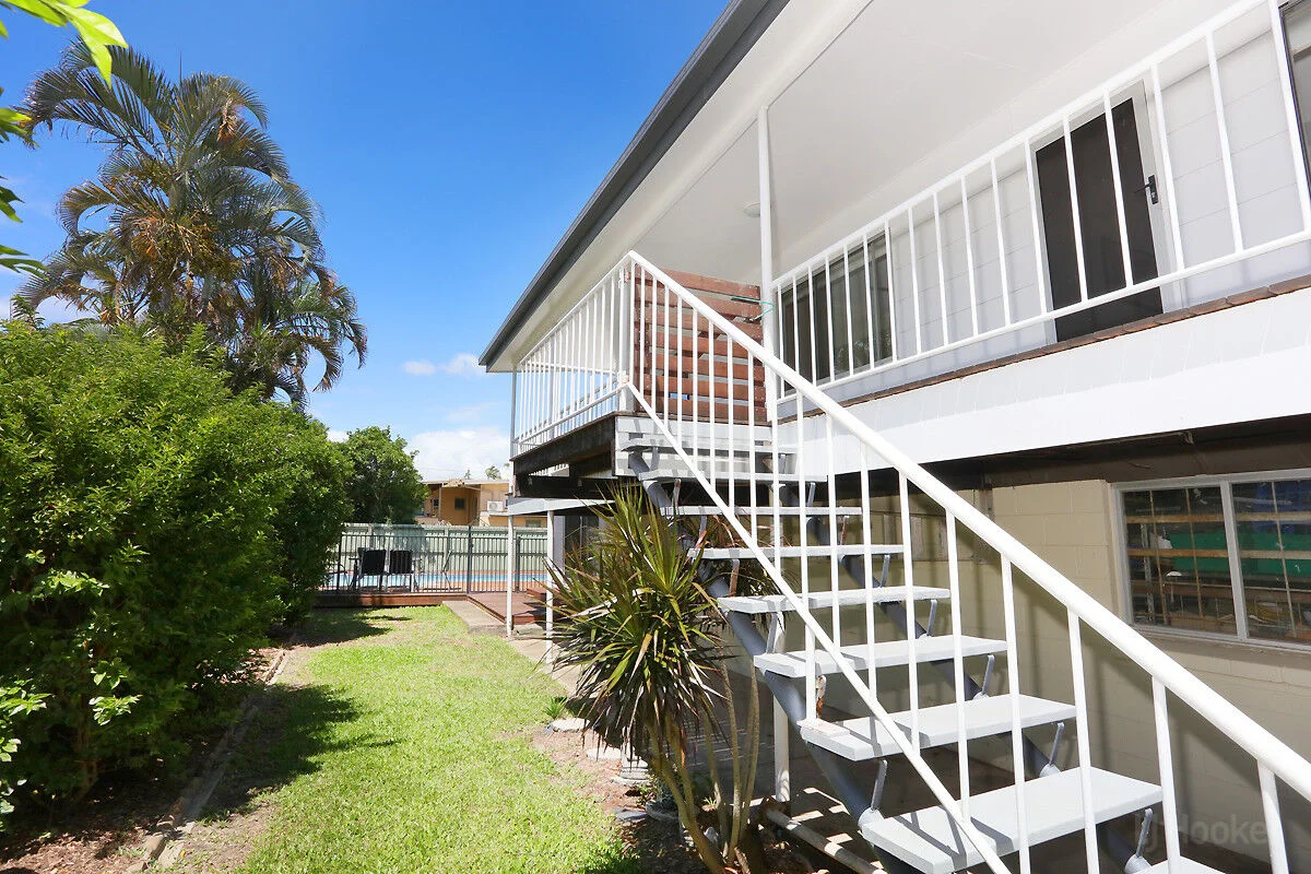 Additional image 22 of 8 Plover Avenue, Paradise Point QLD 4216