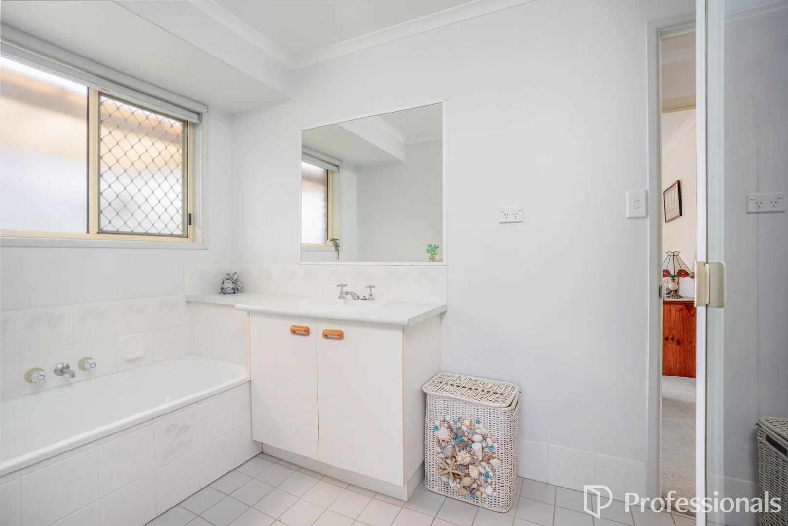 Additional image 11 of 46 Rocklea Drive, Southside QLD 4570