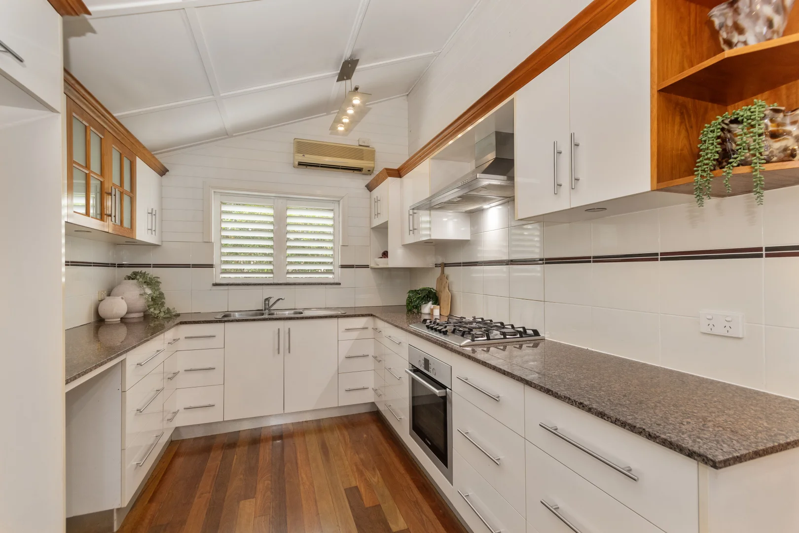 Additional image 4 of 8 Sixth Avenue, South Townsville QLD 4810