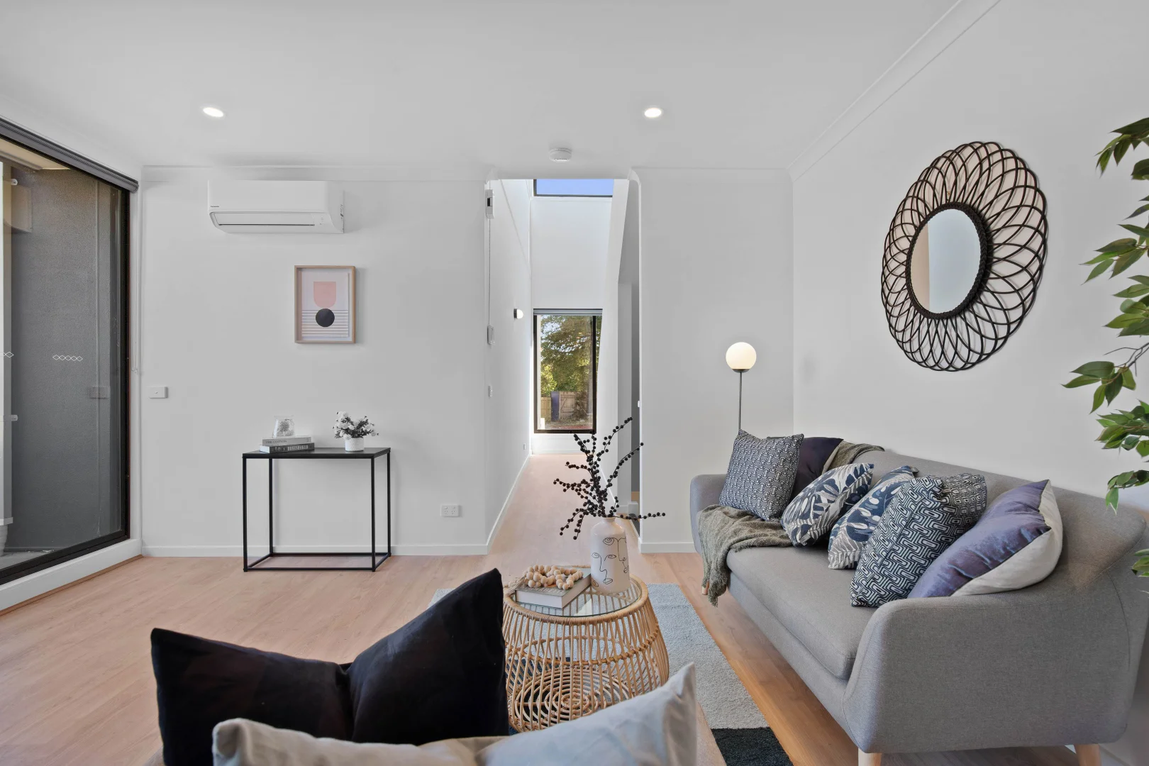 Additional image 3 of 9/4-6 Frankcom Street, Blackburn VIC 3130