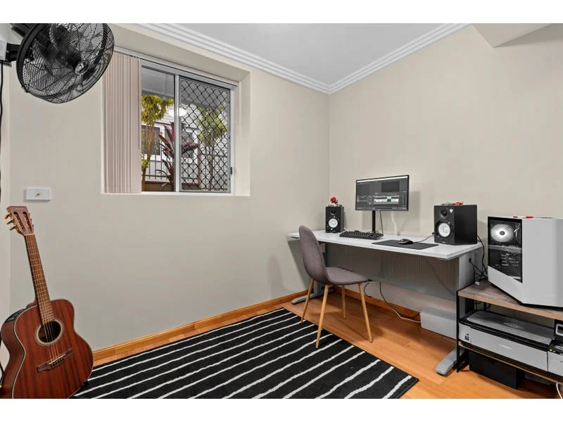 Additional image 8 of 439 Nursery Road, Holland Park QLD 4121