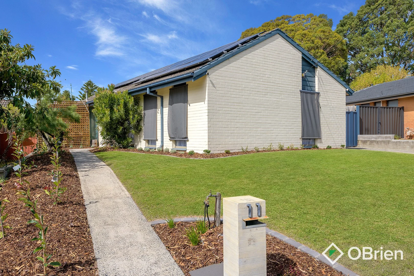 11 Caley Street, Frankston North VIC 3200