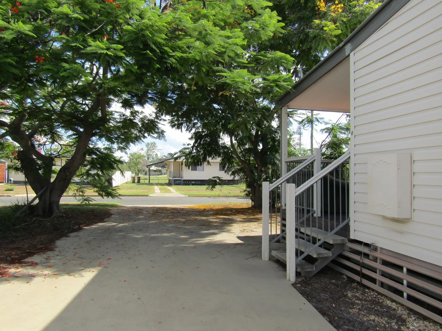 8A 8B Boonery Street, Blackwater QLD 4717