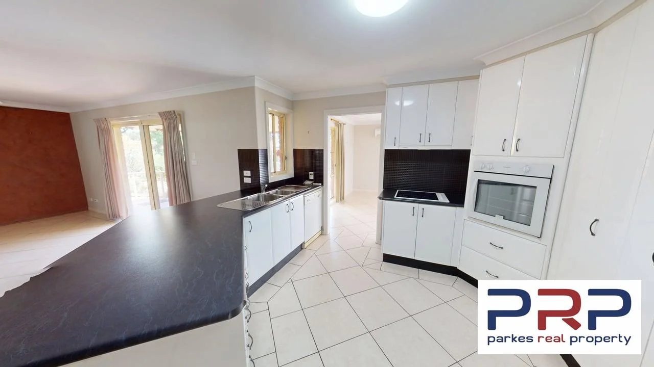 Additional image 5 of 8 Flinders Street, Parkes NSW 2870