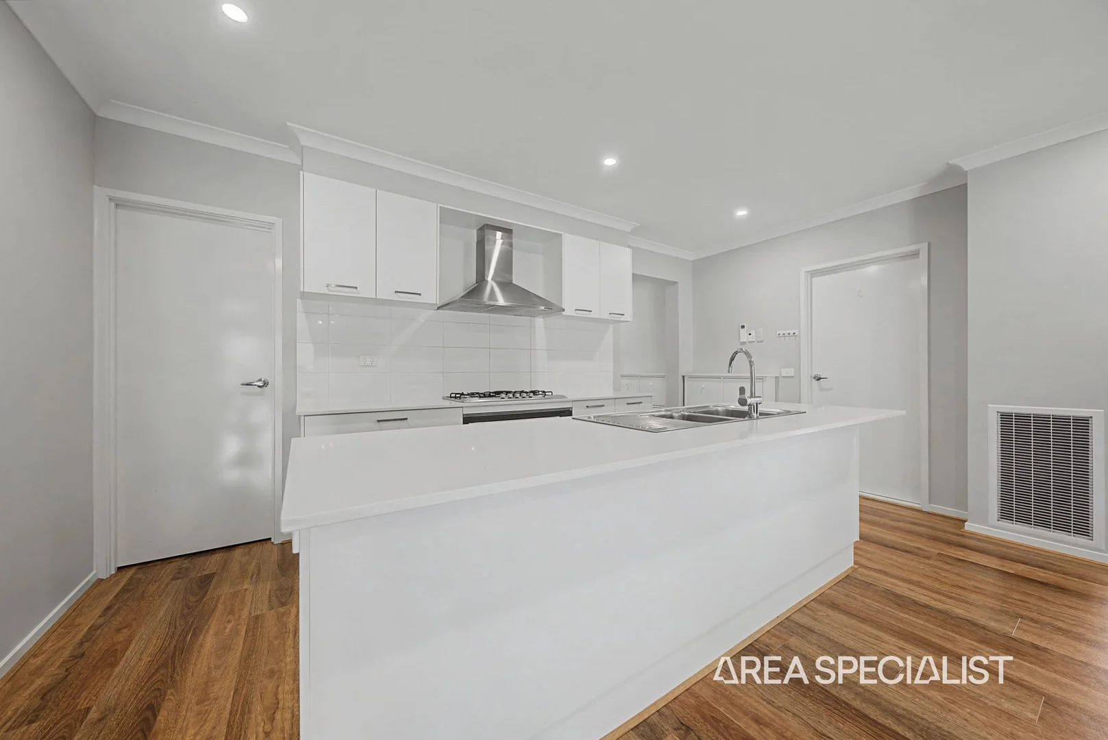 Additional image 15 of 6 Scentbark Way, Garfield VIC 3814