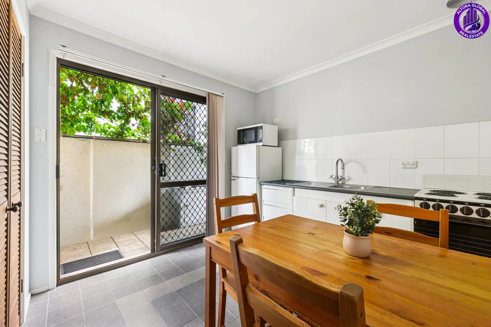 Additional image 8 of 1 SARASOTA KEY, Broadbeach Waters QLD 4218