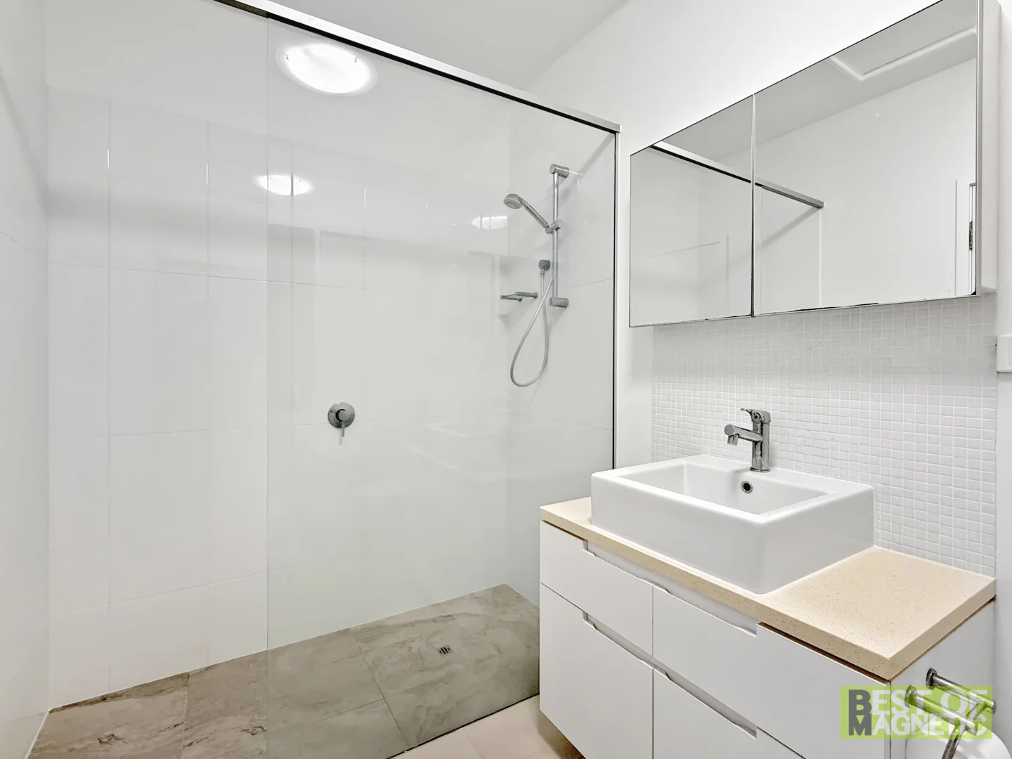 Additional image 14 of 2202/146 Sooning St 'Bright Point', Nelly Bay QLD 4819