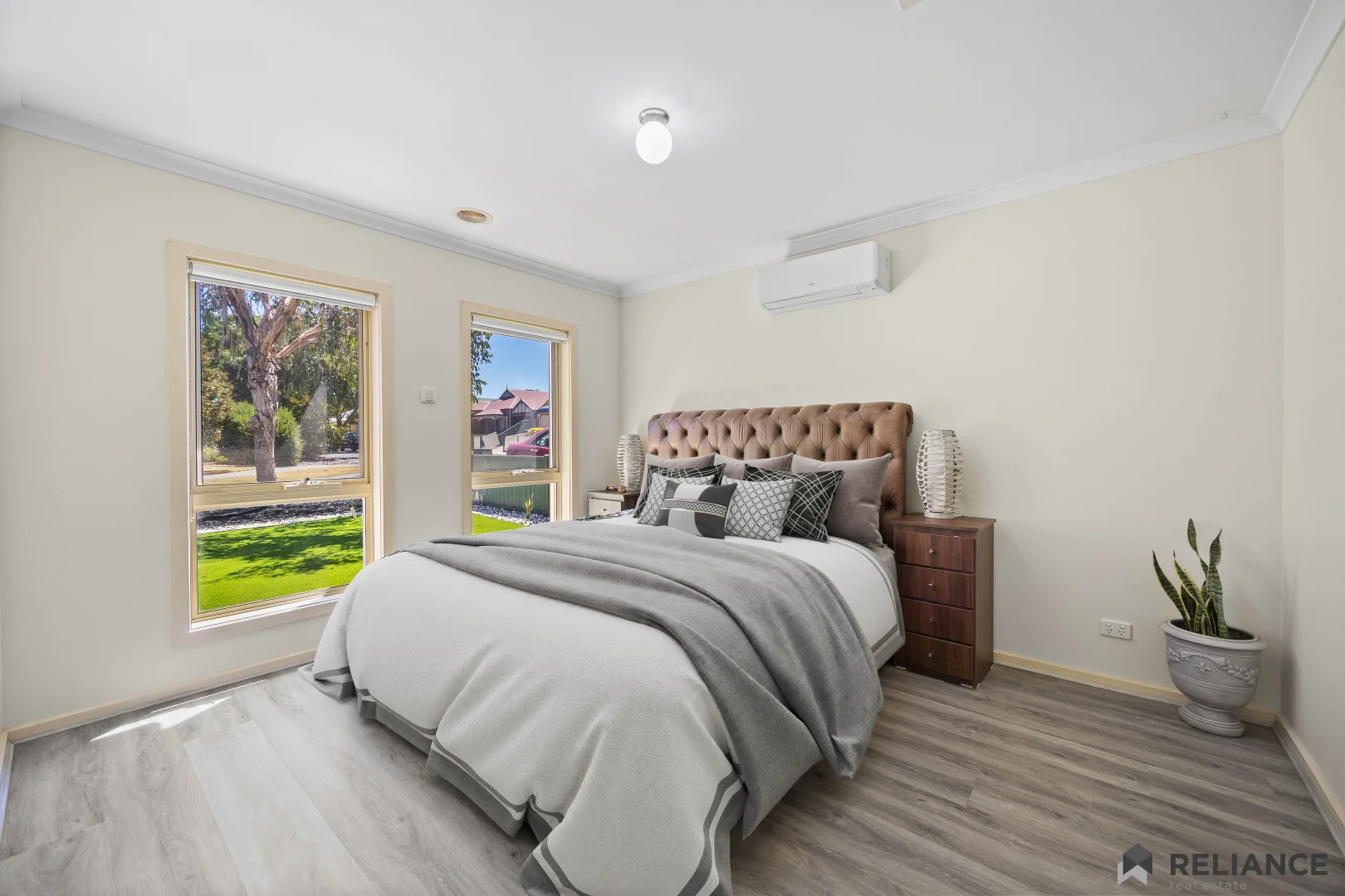 6 Studley Park Way, Craigieburn VIC 3064 photo 3