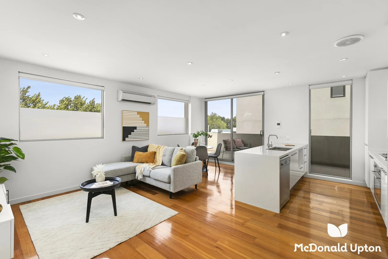 8/32 Napier Street, Essendon VIC 3040