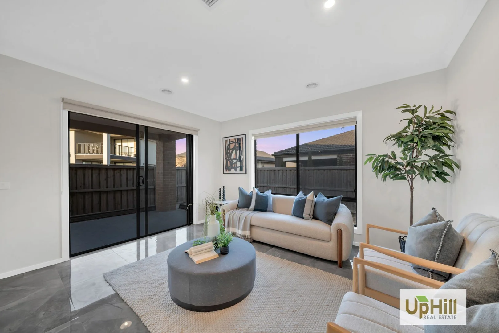 Additional image 19 of 28 Carradale Road, Clyde North VIC 3978