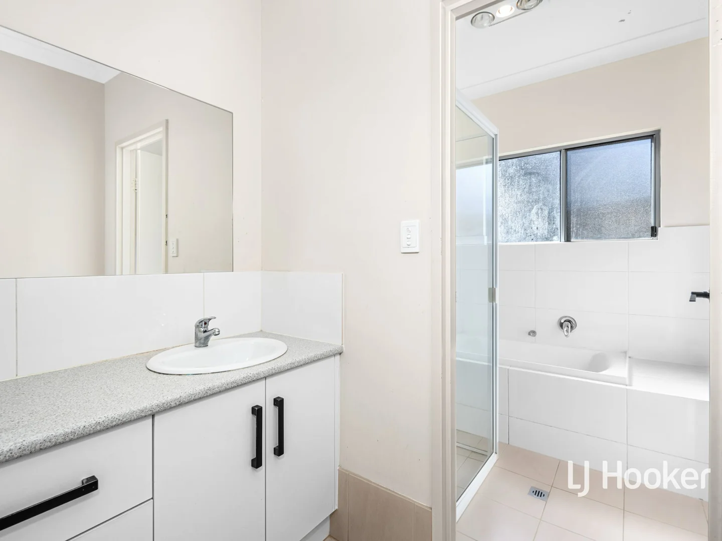 Additional image 13 of 1/5 Mariae Place, Sadadeen NT 0870