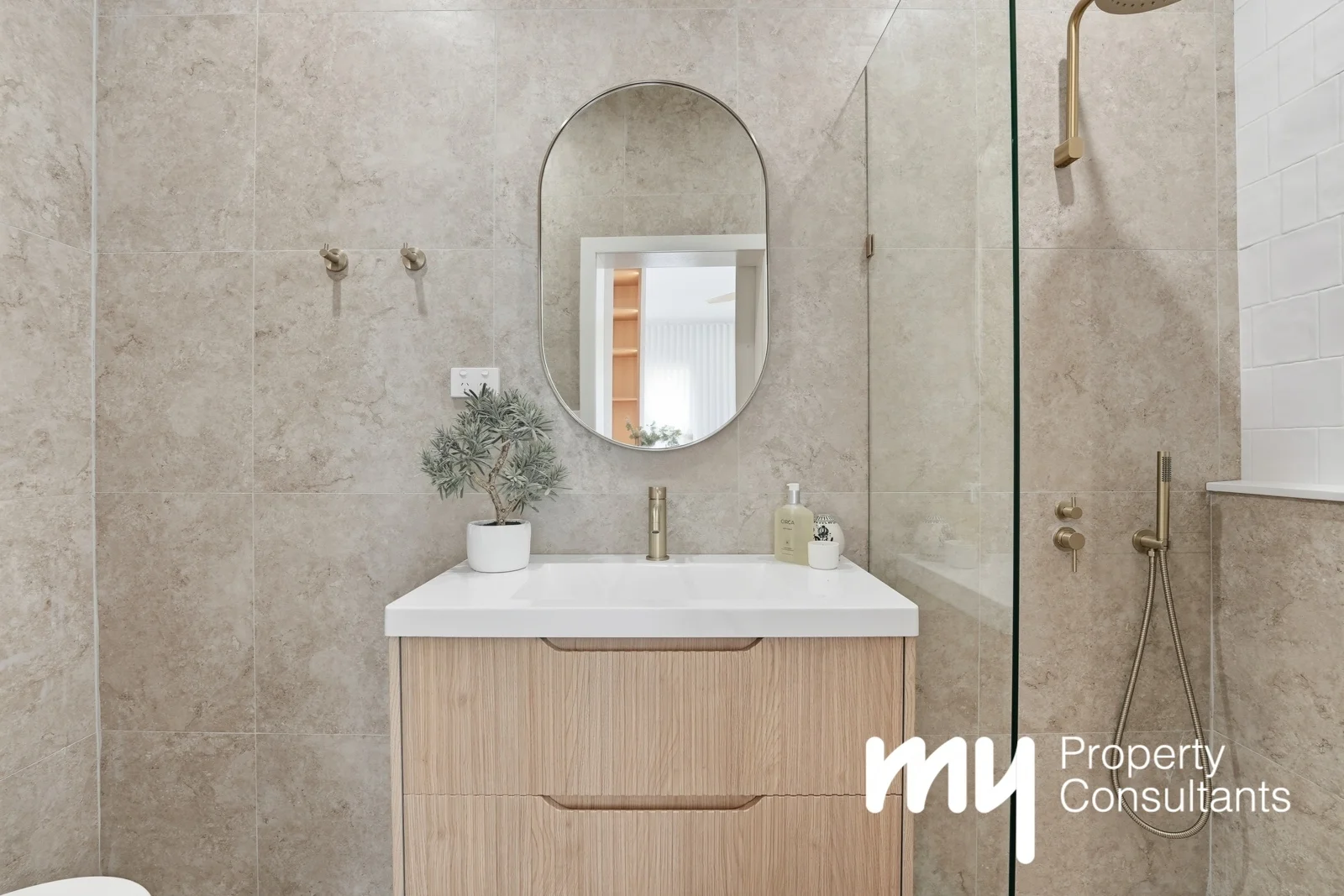 Additional image 11 of 40 Starr Close, Camden NSW 2570