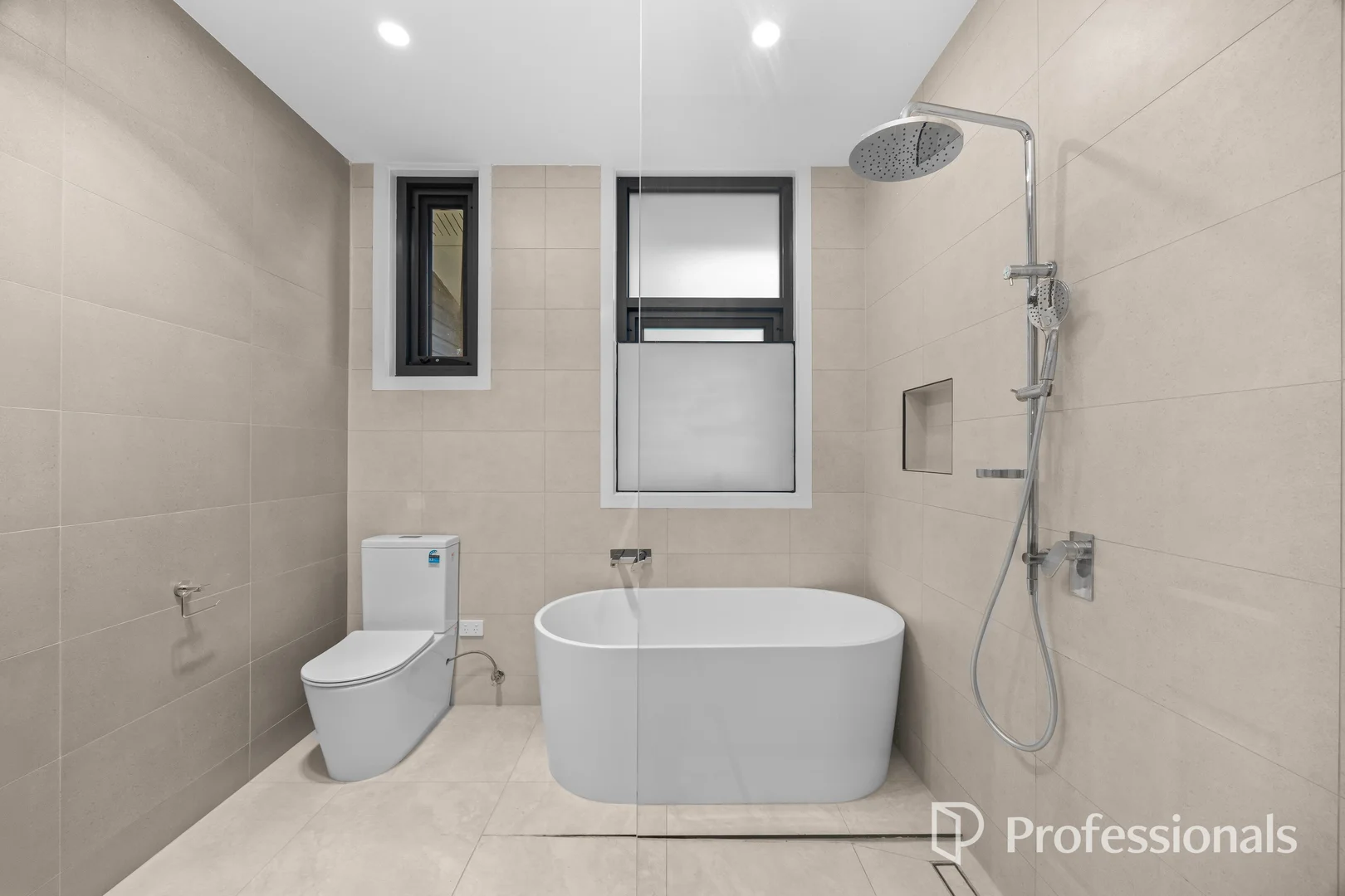 Additional image 14 of 2 The Close, Mount Waverley VIC 3149