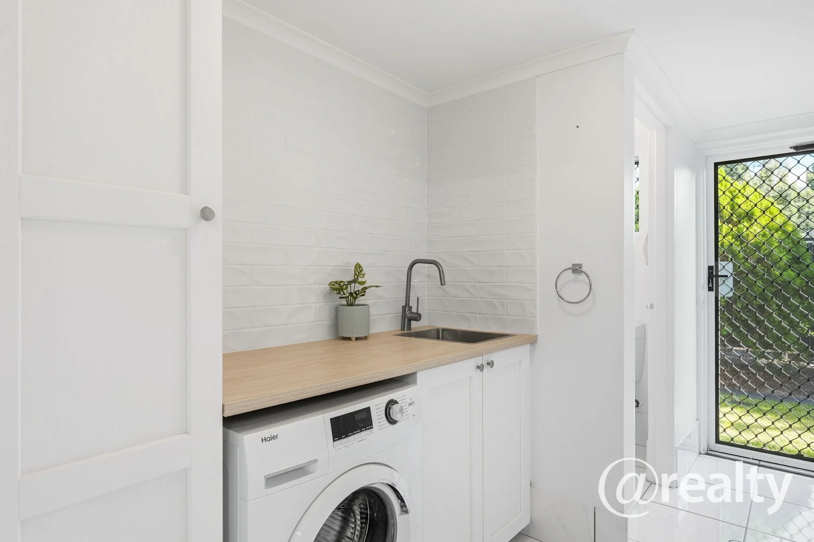 Additional image 6 of Unit 1/486 Oxley Avenue, Redcliffe QLD 4020