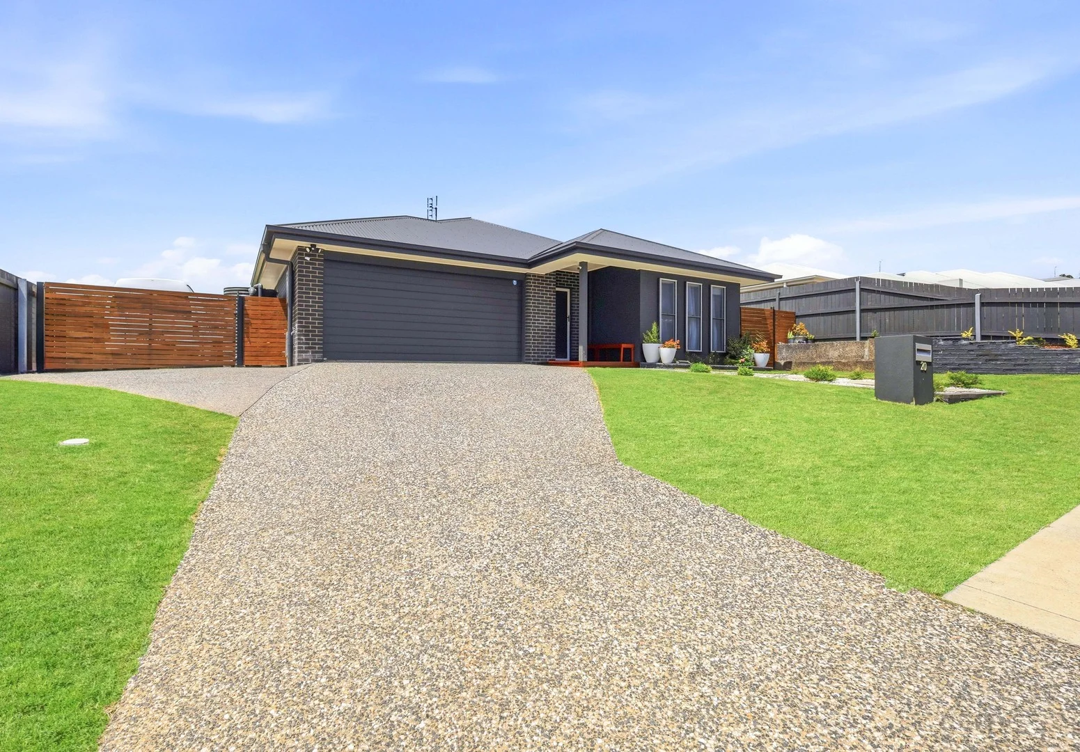 20 Surita Street, Cotswold Hills QLD 4350
