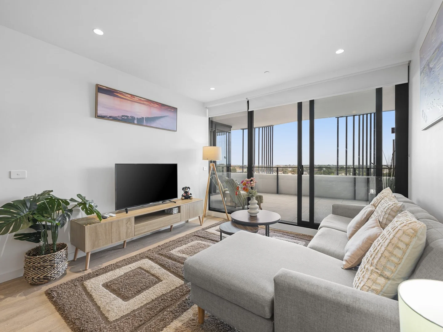 U612/188 Ballarat Road, Footscray VIC 3011