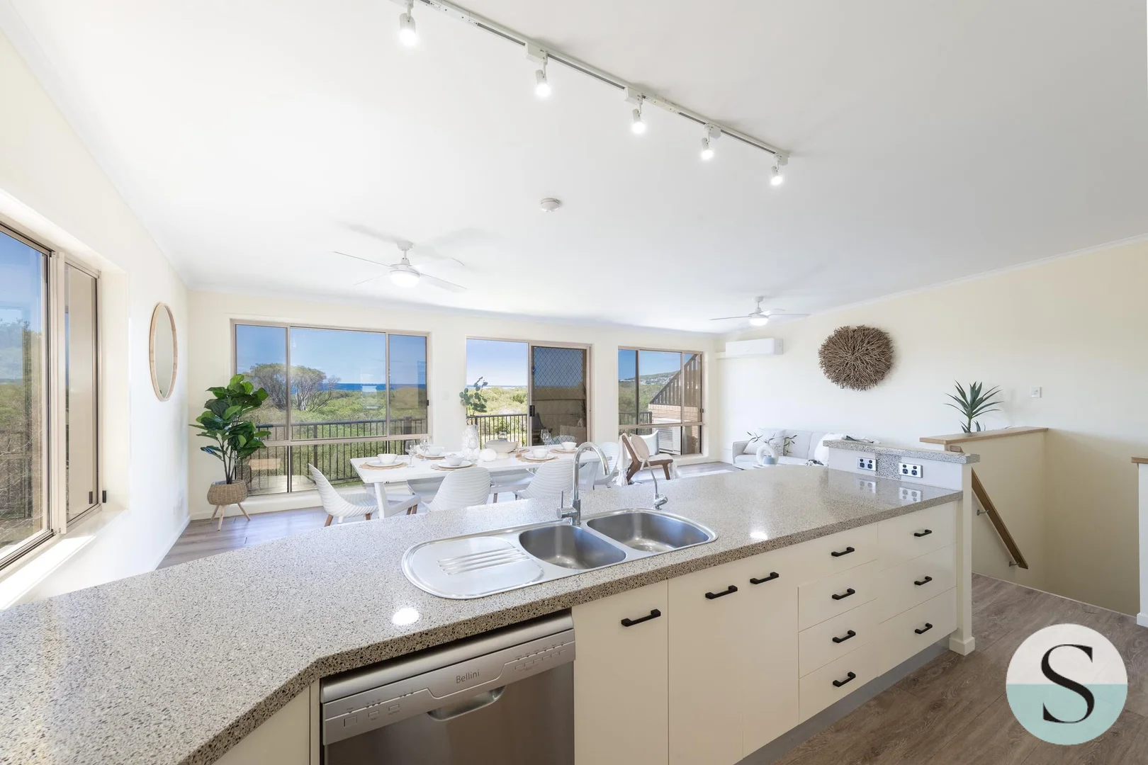 Additional image 5 of 10 Driftwood Close, Caves Beach NSW 2281