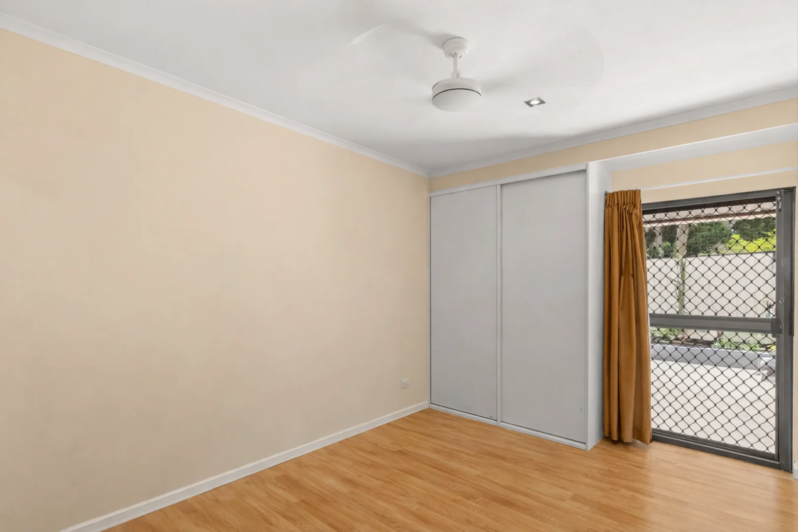 Additional image 11 of 2/4 Telopea Street, Labrador QLD 4215