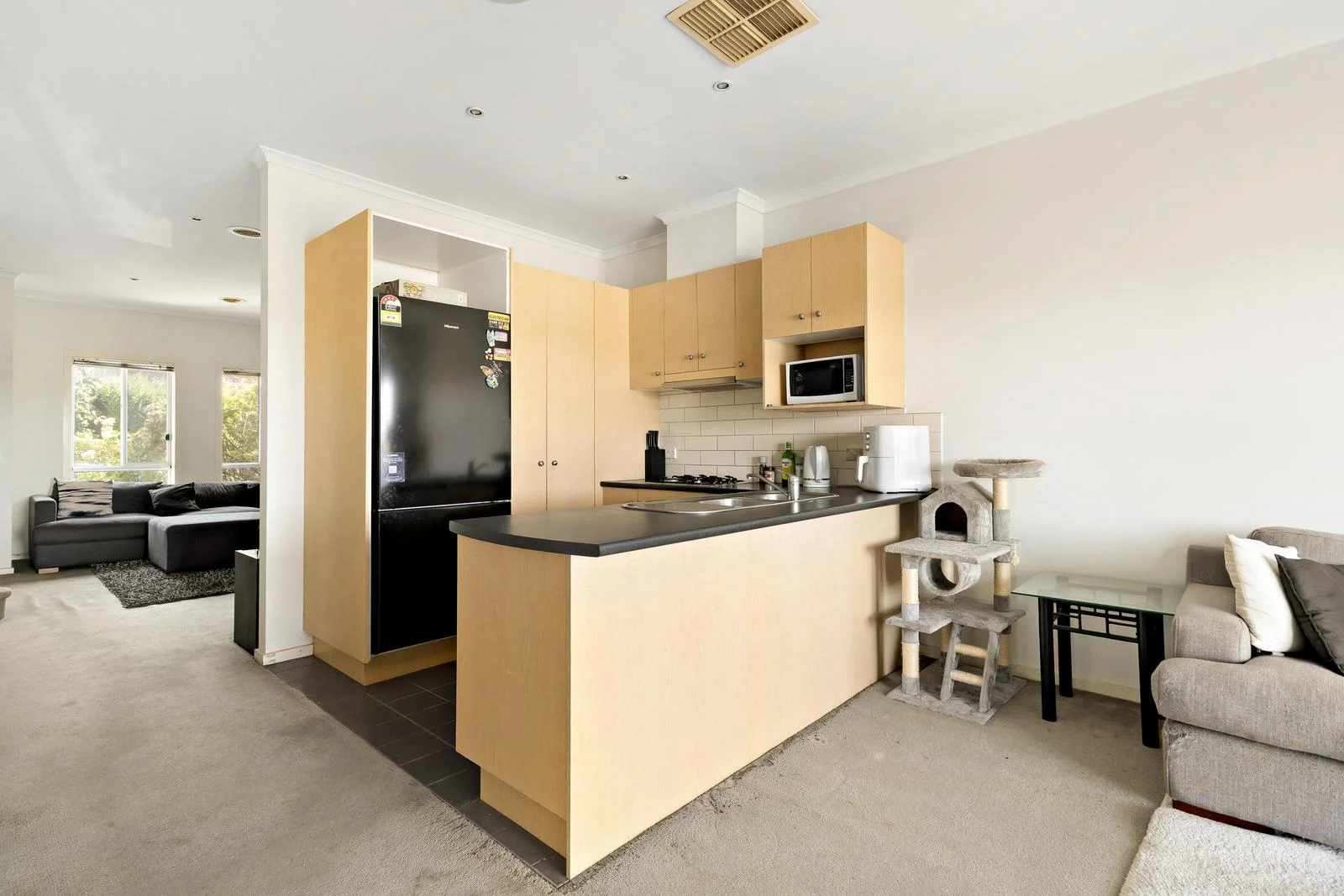 Additional image 4 of 17 Balerno Circle, Gowanbrae VIC 3043