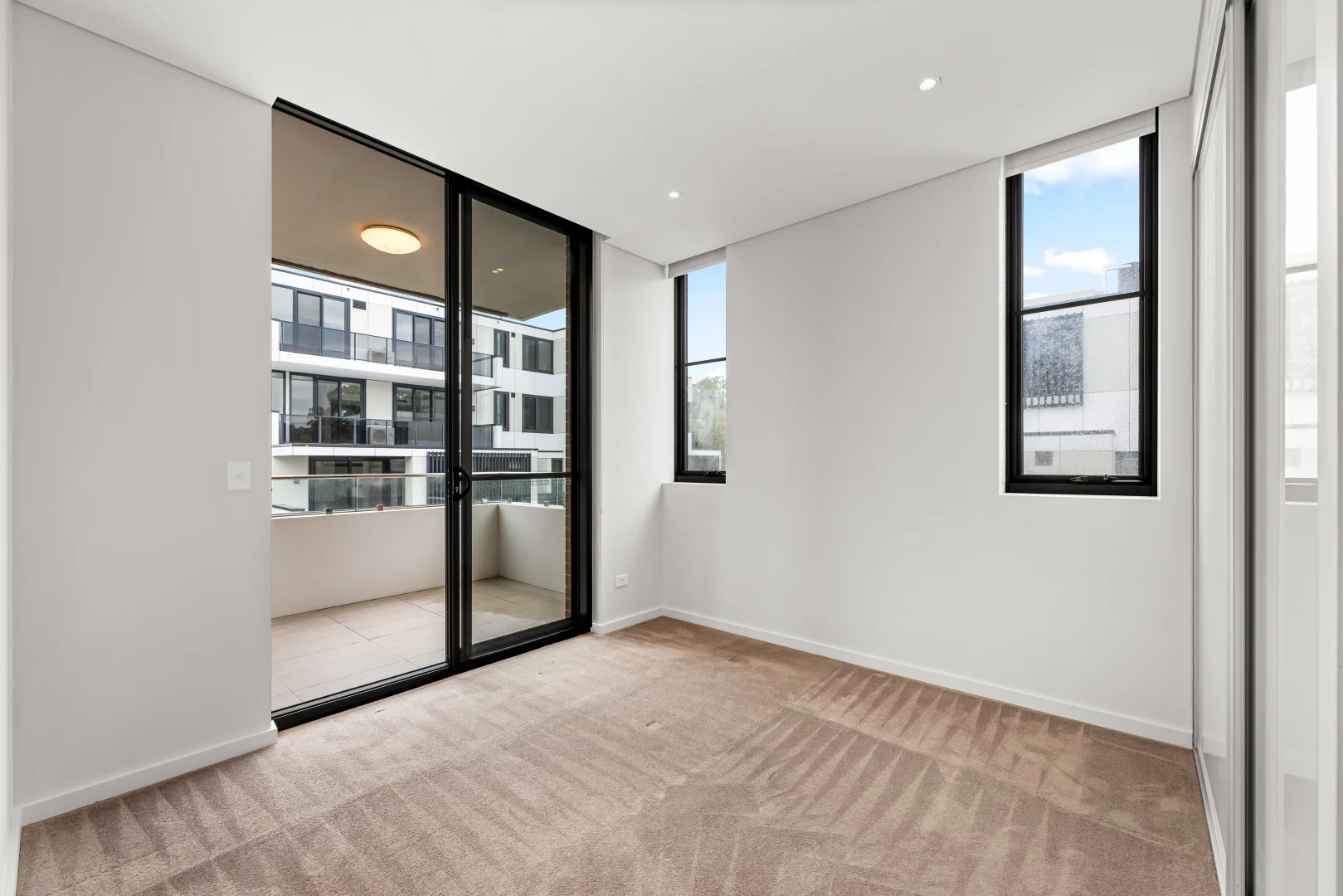 Additional image 5 of 502/66 Glencoe Street, Sutherland NSW 2232