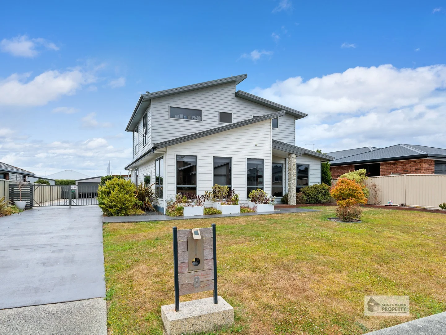 8 Sandy Crescent, Wynyard TAS 7325