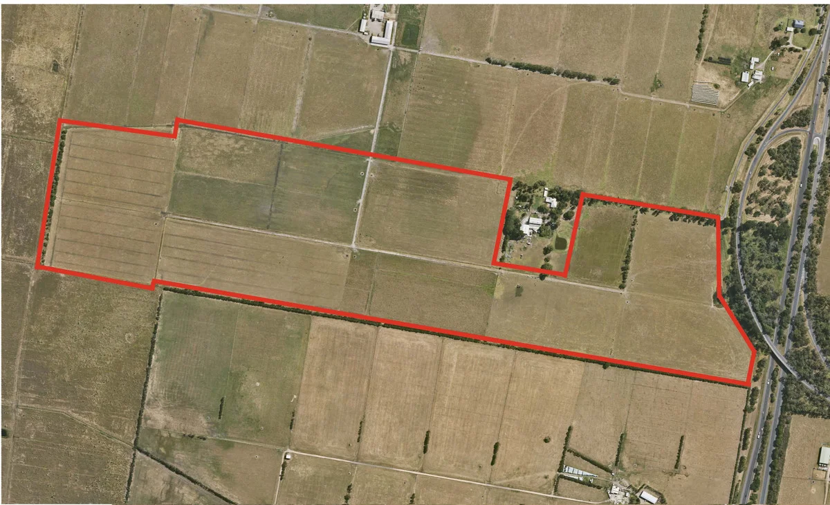 2 South Gippsland Highway, Lang Lang VIC 3984