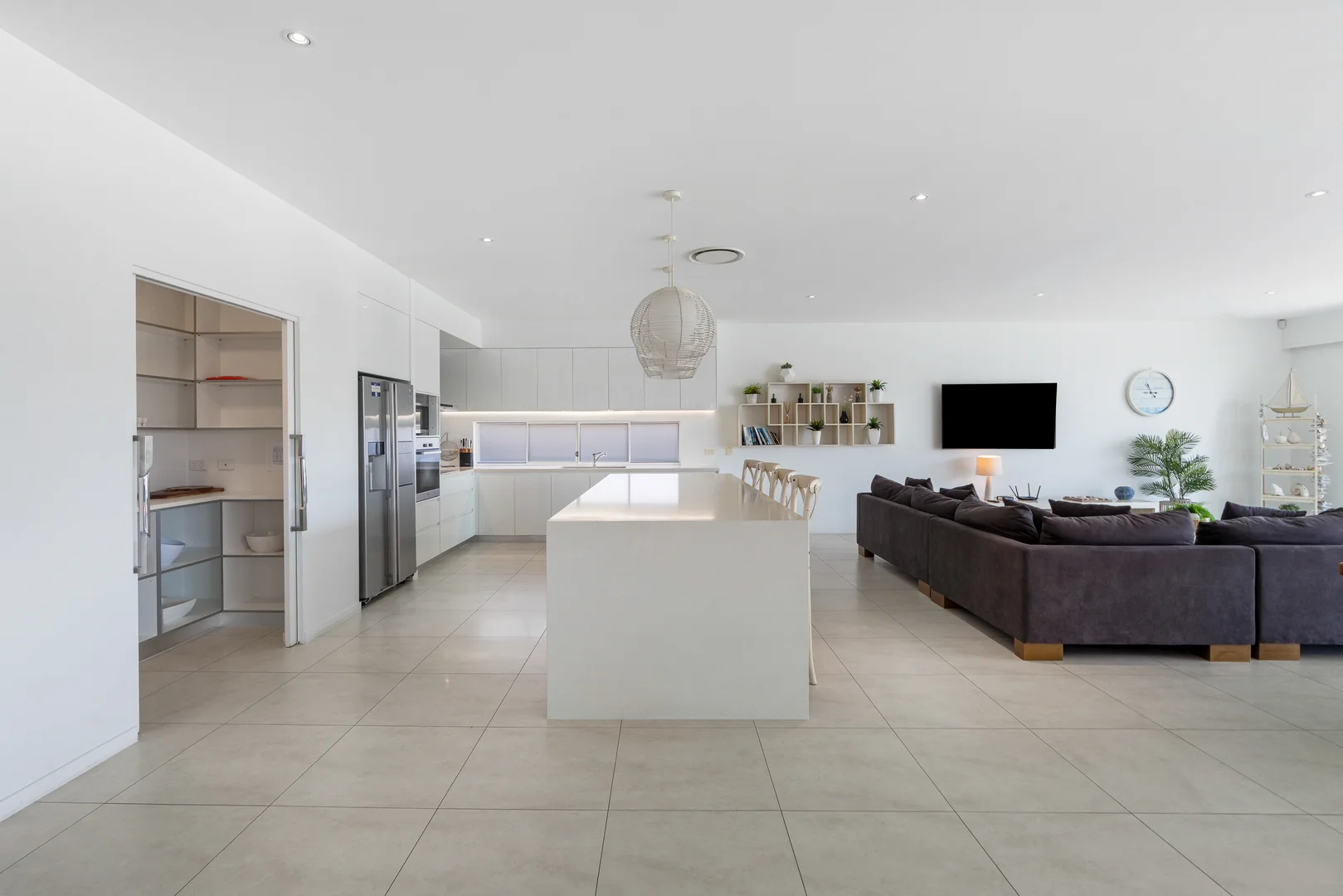 Additional image 9 of 14 Eady Avenue, Broadbeach Waters QLD 4218