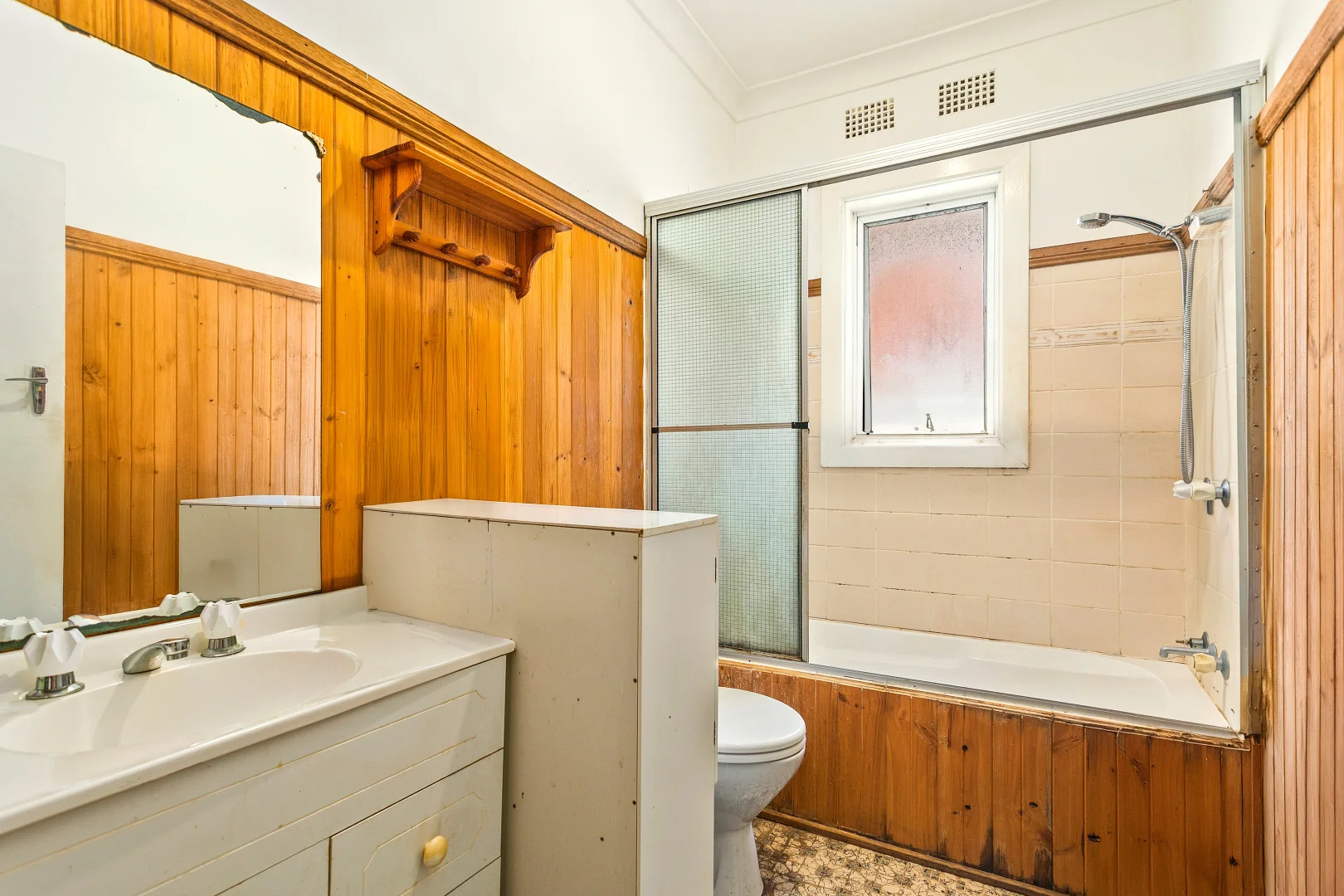 Additional image 3 of 288 Shellharbour Road, Barrack Heights NSW 2528