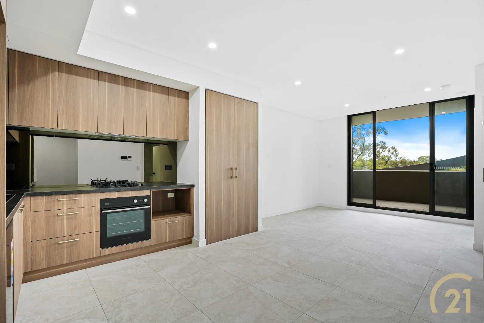 Additional image 2 of 305/10-12 Howatt Street, Villawood NSW 2163