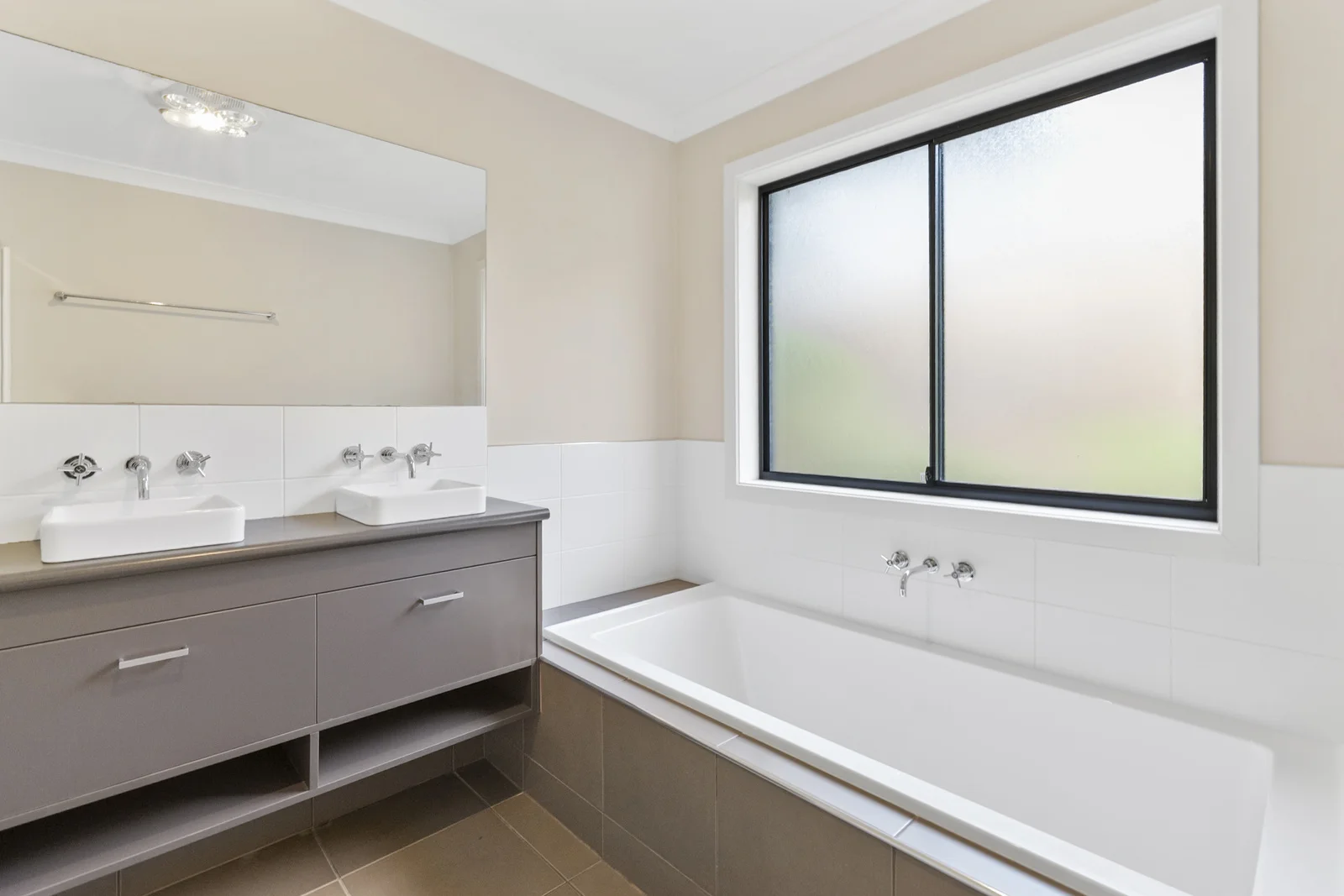 Additional image 15 of 5 Olive Grove, Lenah Valley TAS 7008