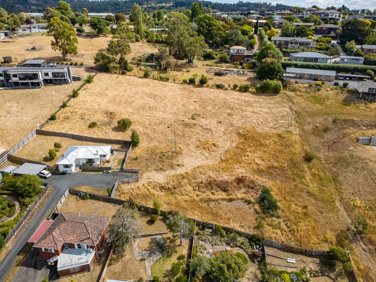 Additional image 22 of 2/47 Orana Place, Riverside TAS 7250
