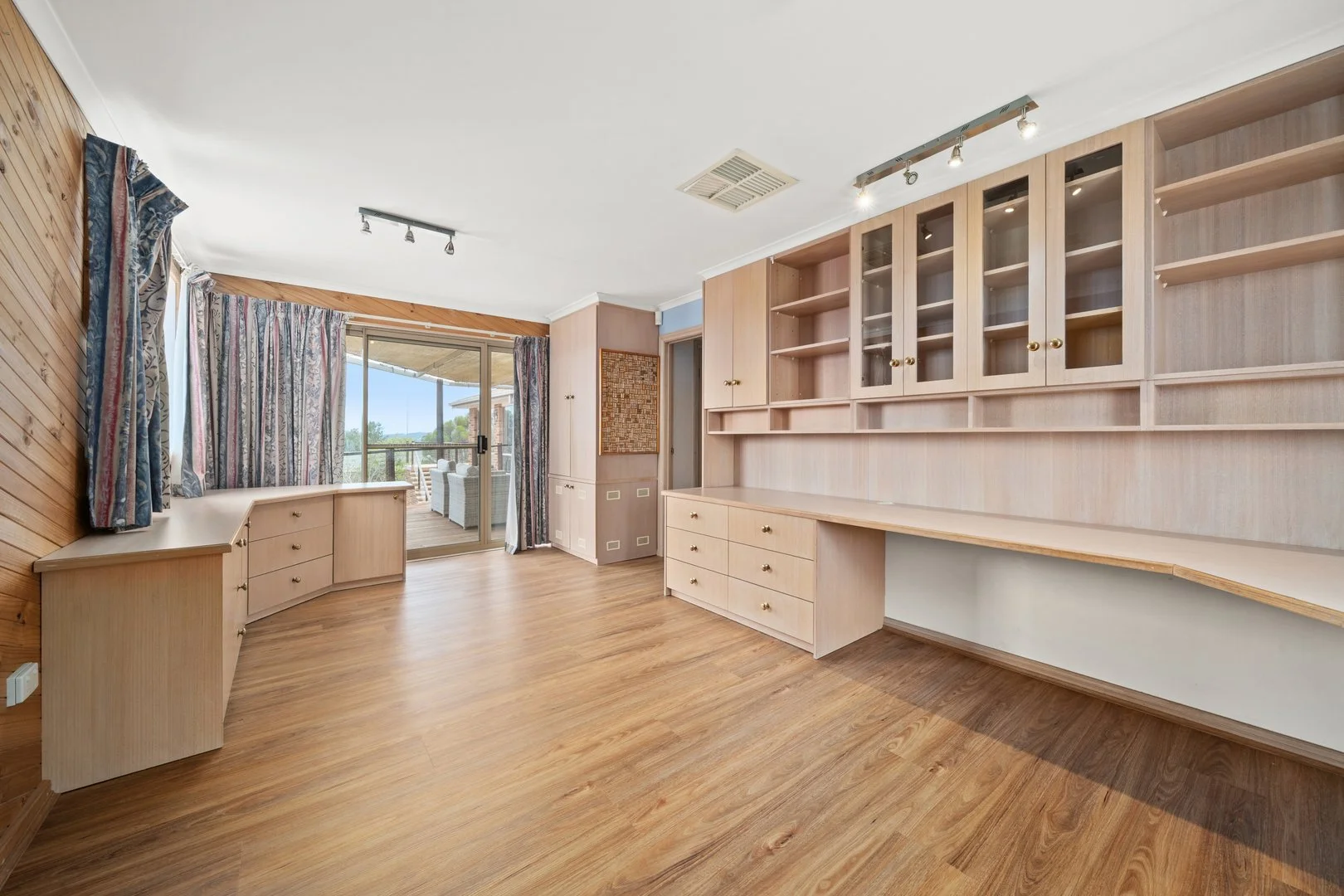 Additional image 27 of 4 Bourchier Close, Calwell ACT 2905