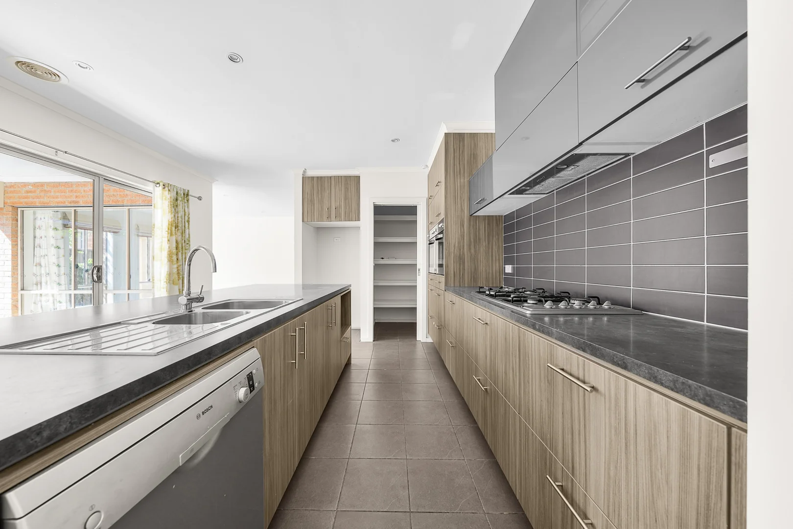 Additional image 9 of 103 Eureka Drive, Manor Lakes VIC 3024