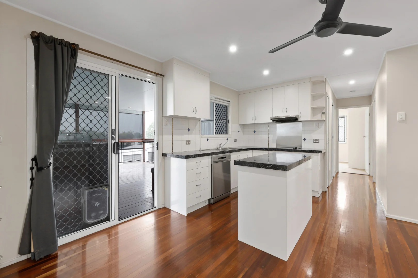 Additional image 8 of 25 Lachlan Street, Mount Pleasant QLD 4740