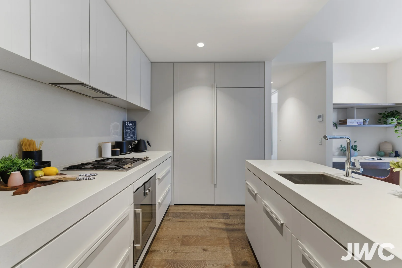 Additional image 3 of 1303/1 Almeida Crescent, South Yarra VIC 3141