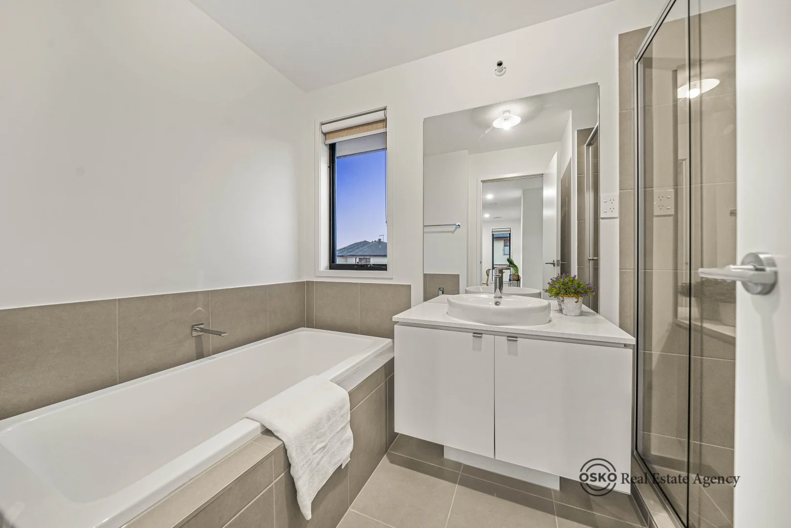 Additional image 19 of 16 Caspian Street, Bonnie Brook VIC 3335