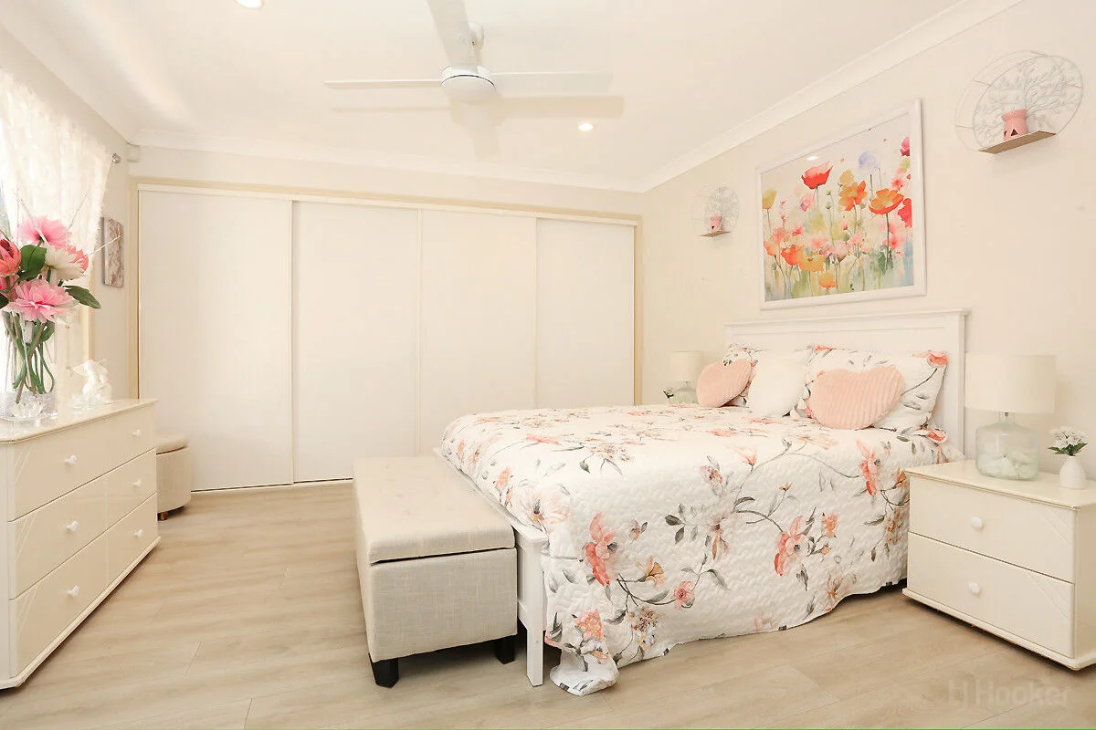 Additional image 20 of 1/27 Eider Avenue, Paradise Point QLD 4216