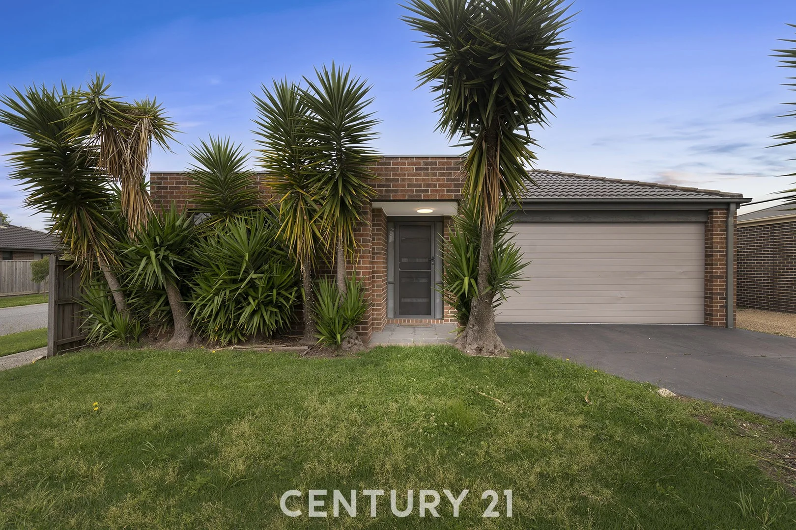 2 Marbec Place, Lyndhurst VIC 3975