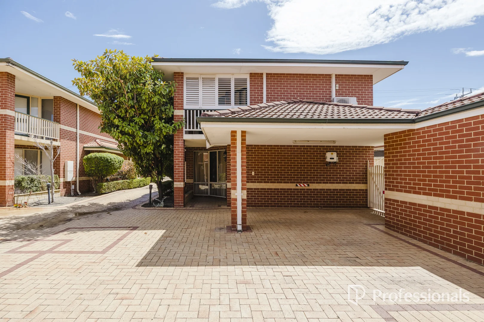 Additional image 3 of 4/62 Golf View Street, Yokine WA 6060